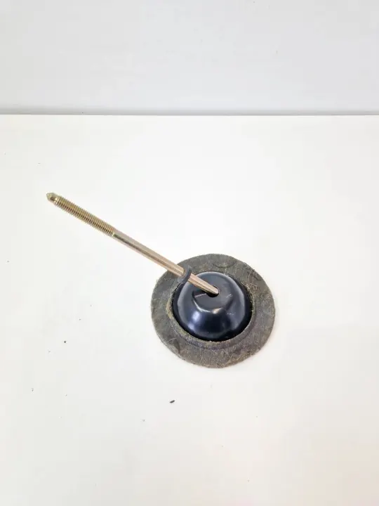 Soporte Rueda de Repuesto Mercedes-Benz OEM 1075840047 image 4