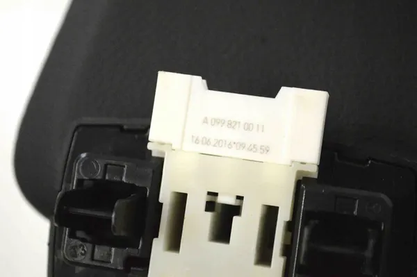 Linker zonneklep Mercedes-Benz C Coupe (C205) A2053200104 image 6