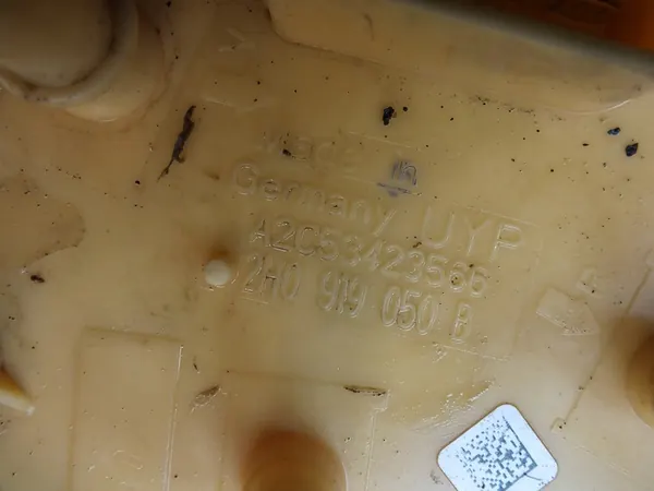 Bomba de Combustível VW Amarok I 2.0 BiTDI 2H0919050B image 5