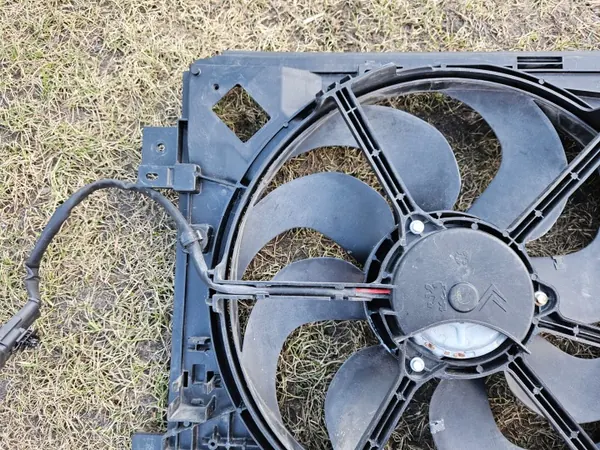 Radiatorventilator OEM 9832930080 Peugeot Citroen image 6