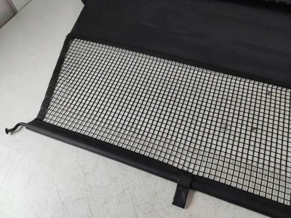 Mercedes-Benz C W204 Kofferruimterolblind OEM RZV68567 image 4