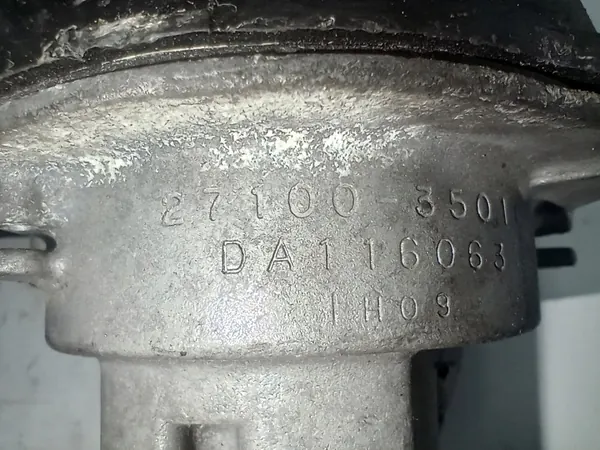 Bobina de encendido Hyundai OEM 27100-35010 Usada image 6