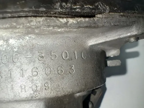 Bobina de encendido Hyundai OEM 27100-35010 Usada image 7