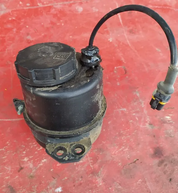 MAN TGX 2018 ohjausnesteastia OEM 1234567 image 2