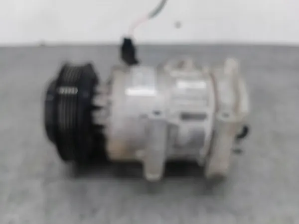 Compresseur de Climatisation KIA Carens III 2.0 16V OEM 97701-1D200 image 5