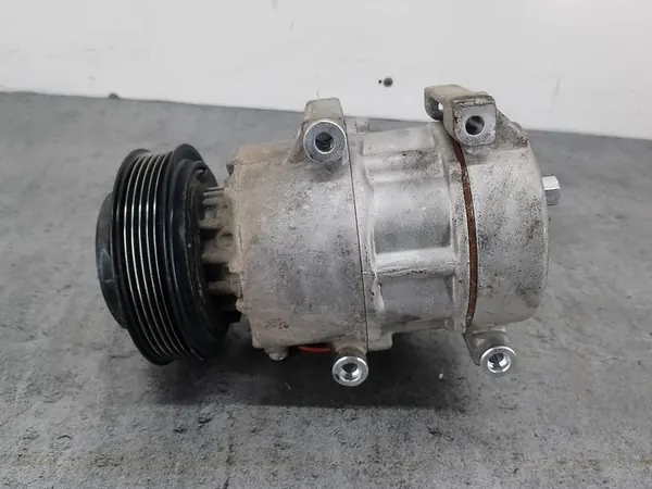 Compresseur de Climatisation KIA Carens III 2.0 16V OEM 97701-1D200 image 7