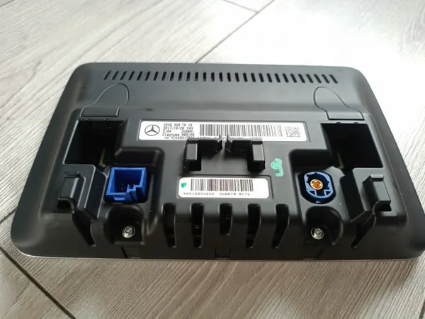 Écran moniteur Mercedes OEM A2469019906 image 3