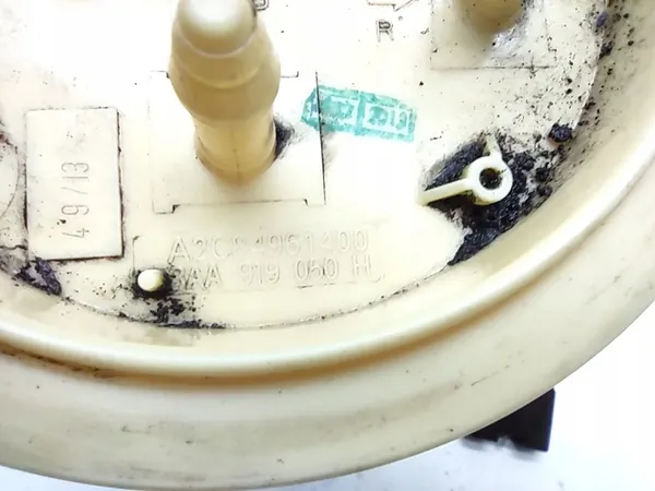 Bomba de Combustível VW Passat B7 CC 2.0TDI OEM 3AA919050H image 4