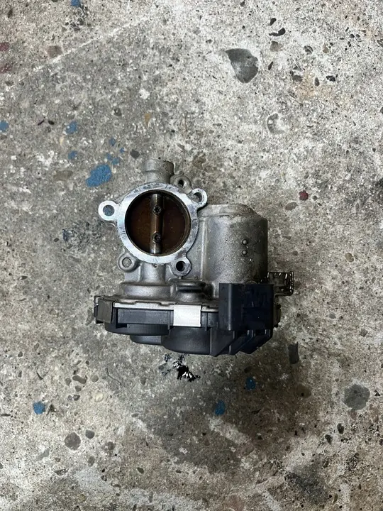 Corpo de borboleta Skoda Octavia IV 2.0 TDI image 2