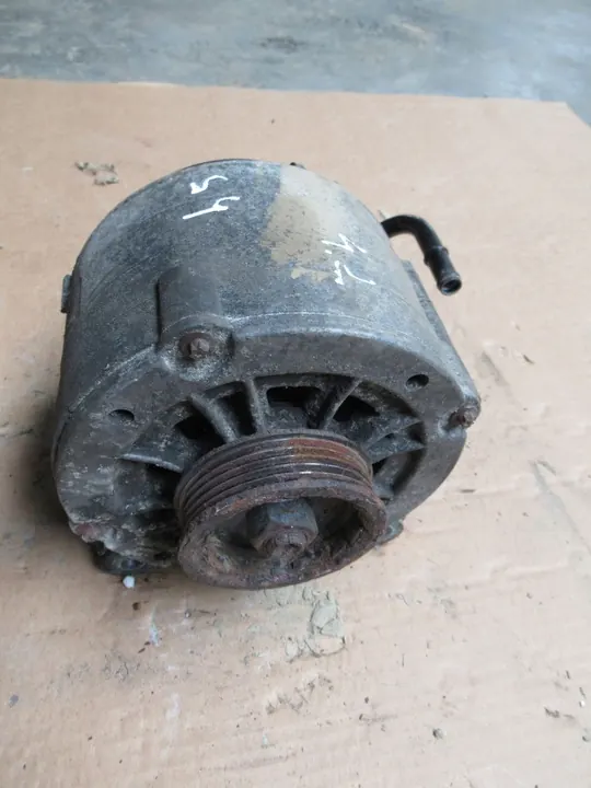 Vaihtovirtageneraattori Audi A4 S4 B6 B7 4.2 079903021D image 2
