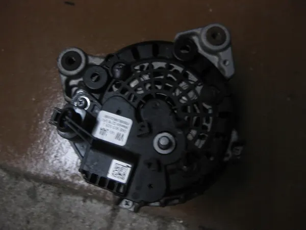 Vaihtovirtageneraattori VW 1.4 TFSI image 3