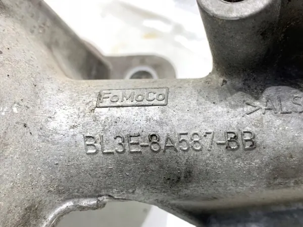 OEM BL3E-8A587-BB vesiletku Ford Mustang V:lle image 4
