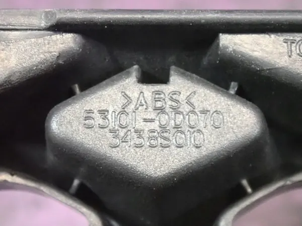Grelha Toyota Yaris I OEM Zawada-386904- Usado image 8
