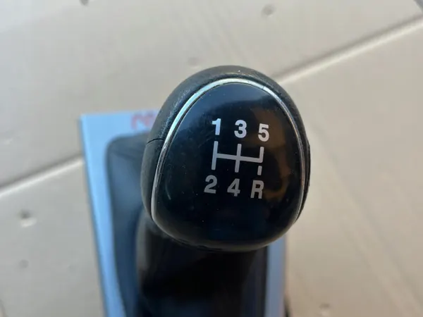 Pomo de Cambios OEM GALKA ZMIANY BIEGÓW Ford Focus MK3 image 3