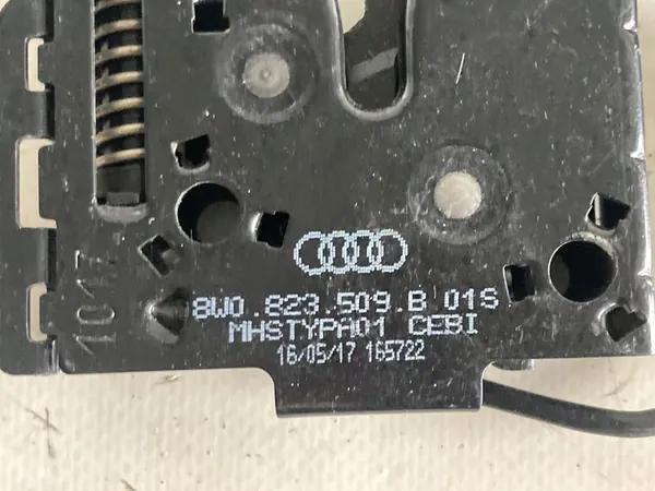 AUDI Q5 FY 17 - 21 Motorhuvudlås 80A823509A image 2