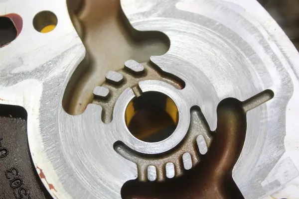 Olje Pump BMW X3 F10 F25 2.0 B N20B20 OEM 7610378 image 8