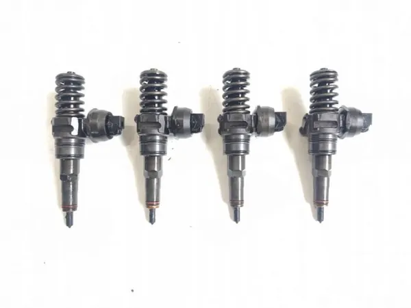 Pompe lave-glace OEM 038130073AG pour VW Passat B6 Golf V image 2