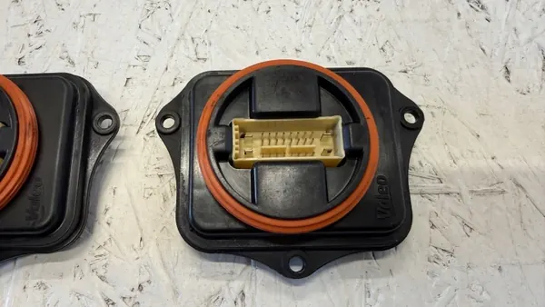 Module d'orientation phare Jeep OE 90089565 image 3