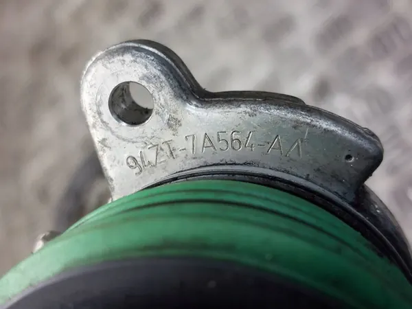 Kaksoismassavolani + Levy + Puristuslevy + Laakeri Ford Mondeo MK3 2.0 16V image 6