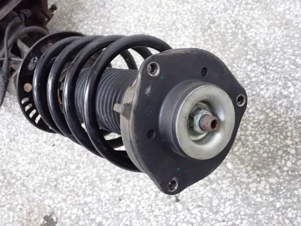 OEM 3C0413031AC Linker schokdemper voor VW Passat B6 image 3