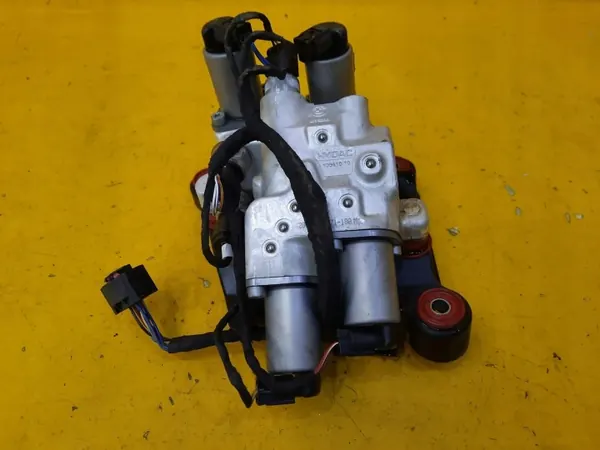 BMW Kleppenblok OEM 9178791 voor 4.4 V8 F01/F02 image 2