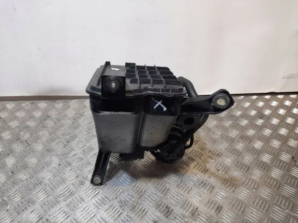 Filtro de carbono Porsche Cayenne 2011 OEM 7P0201801B image 5