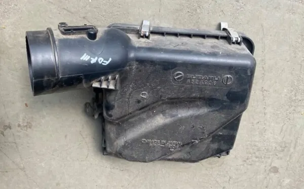 Yläsuodinkotelo Subaru Forester OEM 46052AG060 image 2