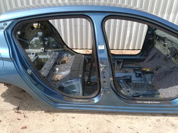 Opel Astra V kvartspelare höger OEM 21788/Wrakowisko image 2
