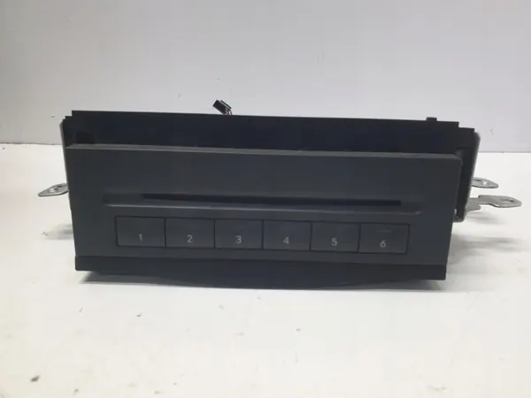 Cambiador CD usado OEM 18112091 para Mercedes-Benz ML W164 image 3