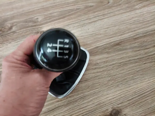 Versnellingspookknop 6R0711113AA VW Polo image 2