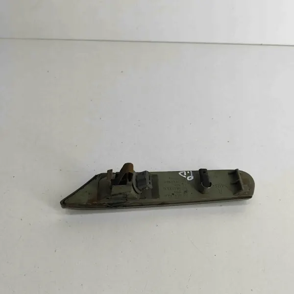 OEM 99663103401 Rechter Kotflügelblinker Porsche 911 image 6