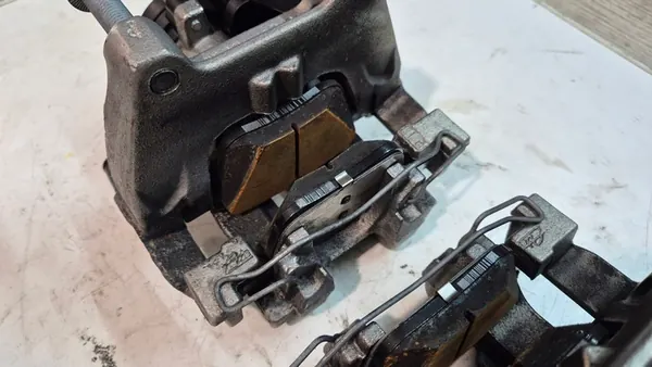 Hintere Bremsen-Kit Q3 83A 310mm 2.0 TFSI A3 8V OEM 3Q0615423F image 3