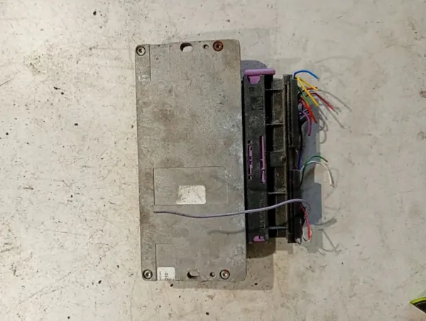 VOLVO 850 67R-014289 Controlador GLP - Usado image 3