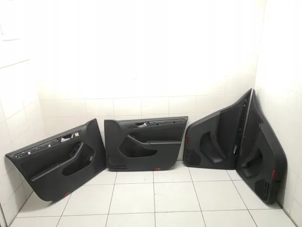 Begagnad Volkswagen OE sidokit set OEM 5C7867012A image 2