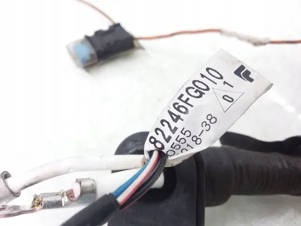 Subaru pluspoolklem OEM 82246FG010 image 3
