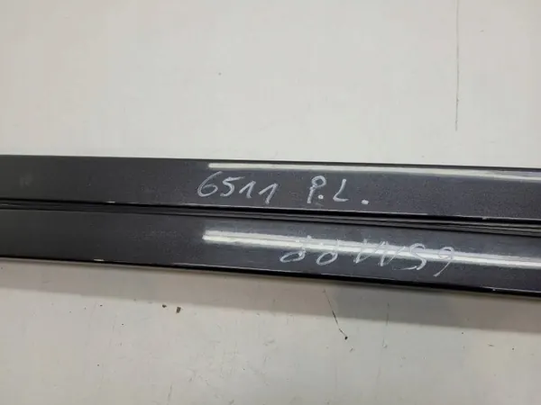 Etulasiinauha OEM AUST132136 BMW F10/F11 image 3