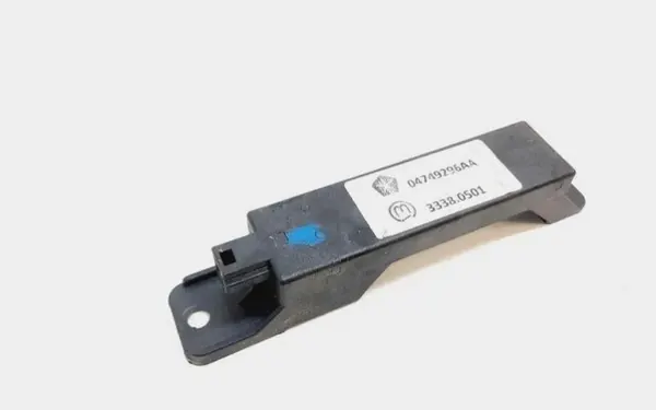 Système audio Jeep OE OEM 04749296AA - Occasion image 2