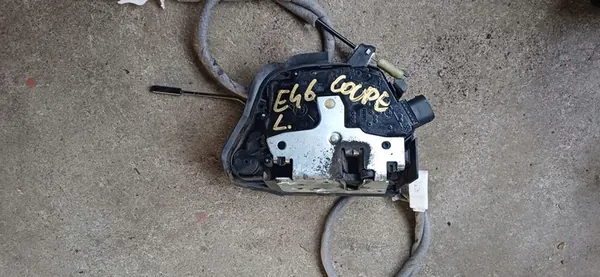 BMW E46 Coupé Vänster Främre Lås 7011247 image 2