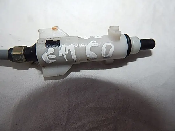 Col de remplissage carburant OEM LINKA WLEW PALIWA COROLLA E11 image 3