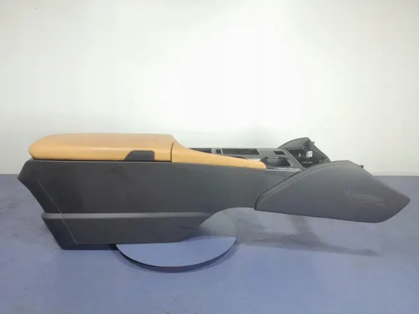 Mittelkonsole Armlehne OEM Lochow-323008- Leder image 2