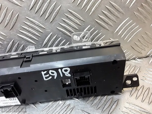 Pantalla de visualización Subaru OEM 85261FJ800 - Usado image 6