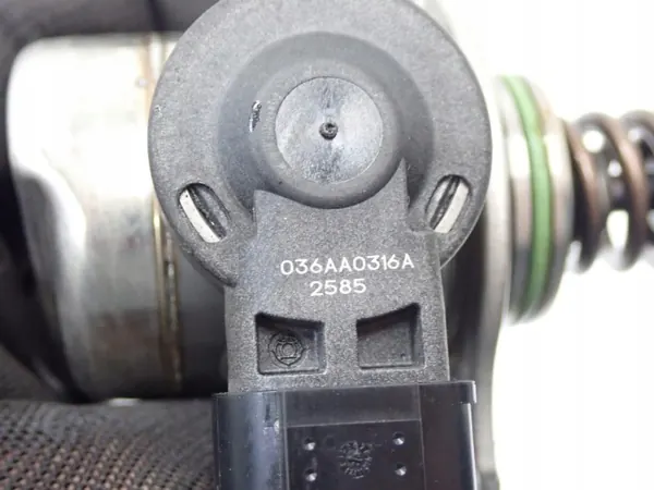 Ruiskutusmäntä OEM 05E127027L Skoda Octavialle image 5