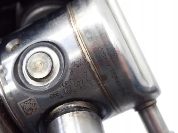Ruiskutusmäntä OEM 05E127027L Skoda Octavialle image 6