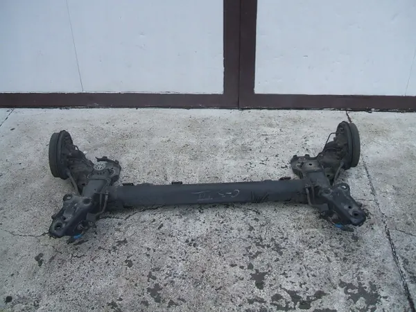 Viga do eixo traseiro CITROEN C3 III OEM 602227568 image 3