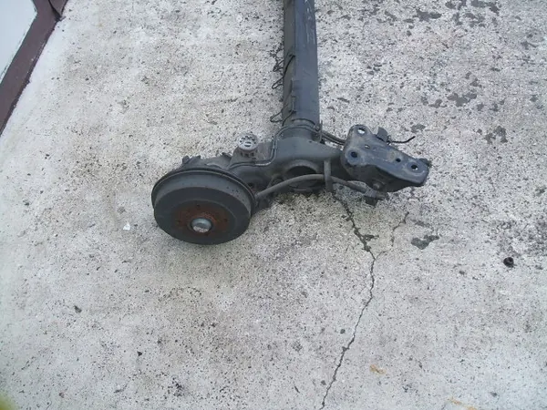 Viga do eixo traseiro CITROEN C3 III OEM 602227568 image 4