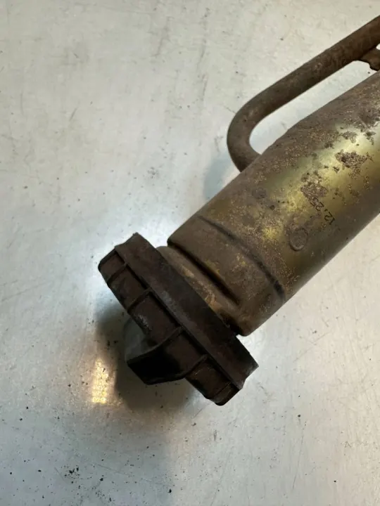 Pescoço de enchimento Honda OEM 6435345 - Usado image 3