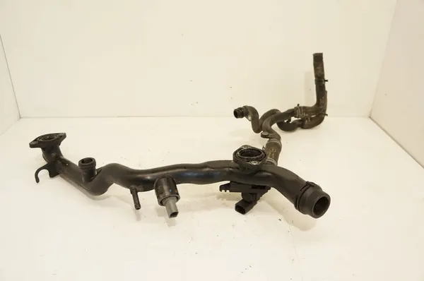 SQ5 8R Q5 Vesiputki 3.0 TFSI OEM image 3