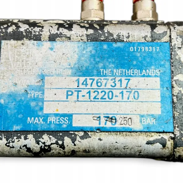 Distributeur hydraulique Volvo OEM 14767317 image 6