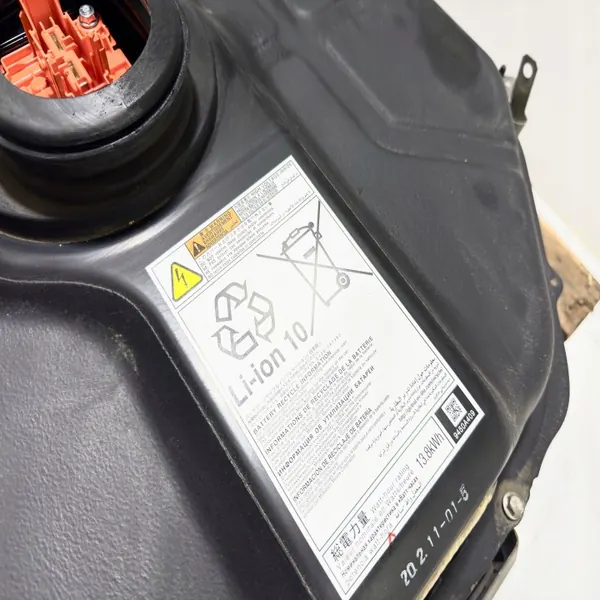 Batería Mitsubishi Outlander PHEV OEM 9450B322 13.8 kWh image 3