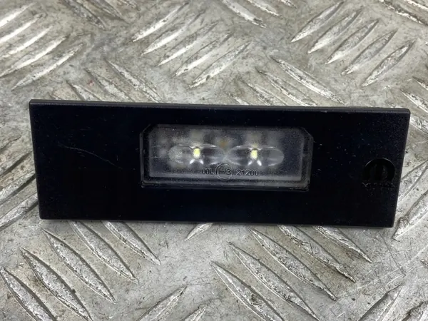 Feu de plaque Jeep Renegade OEM 521285510 image 7